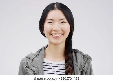 青年女演员林小棠半身造型照